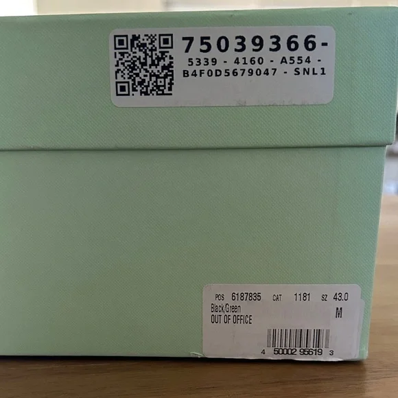 Off-White Black and Green Sneakers - Picture 11 of 11